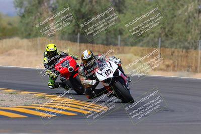 media/Oct-03-2022-Moto Forza (Mon) [[5f077a3730]]/Intermediate Group/Session 3 (Turn 3)/